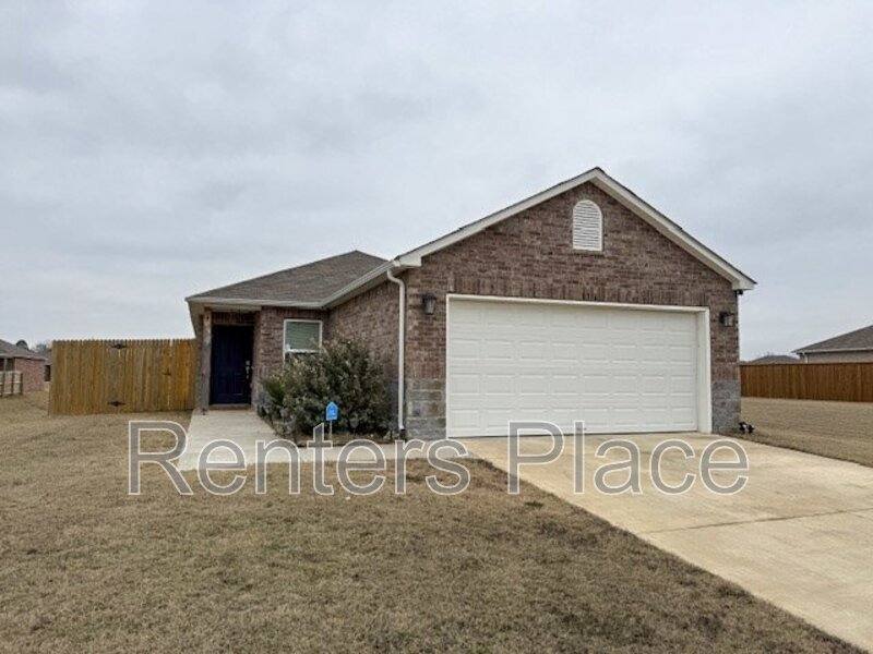House for rent at 8316 E 161st Place S, Bixby, OK 74008