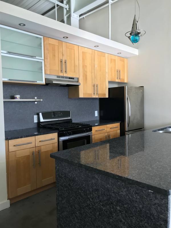 Apartment for rent at 2514 Abercorn St #205, Savannah, GA 31401