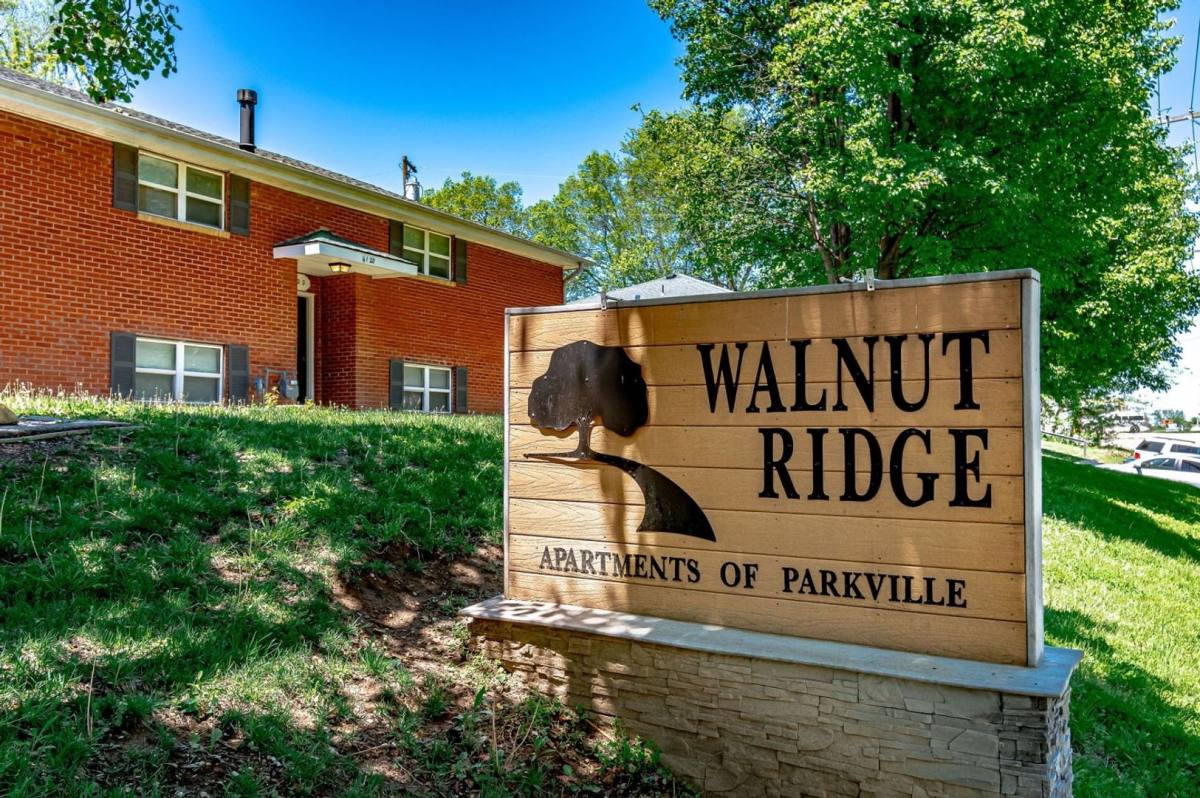 Apartment for rent at 6110 NW Bell Rd, Kansas City, MO 64152