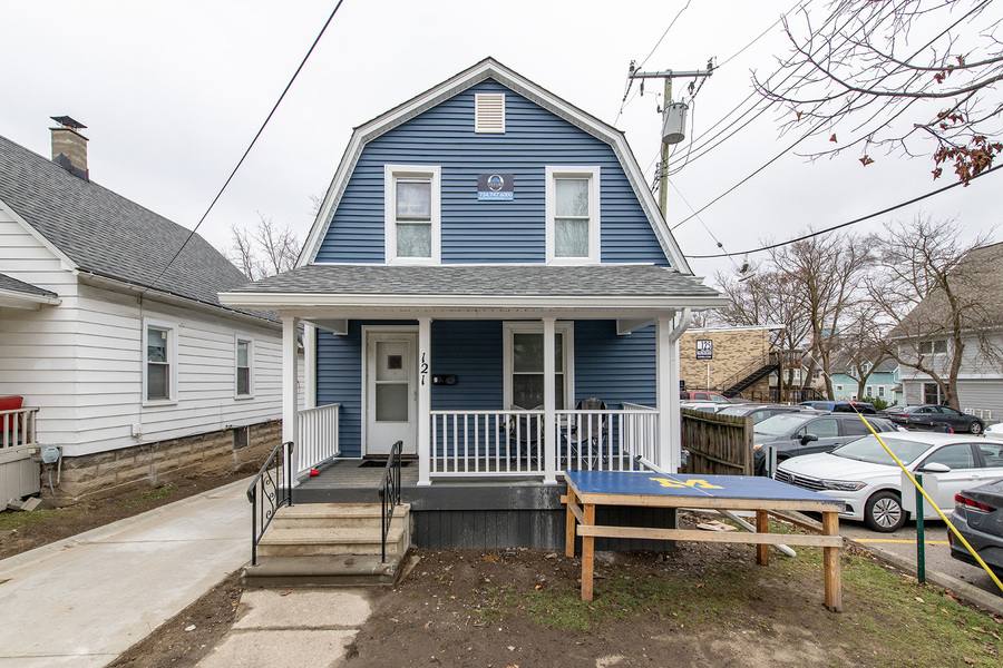 Apartment for rent at 121 Hill St #121HILL, Ann Arbor, MI 48104