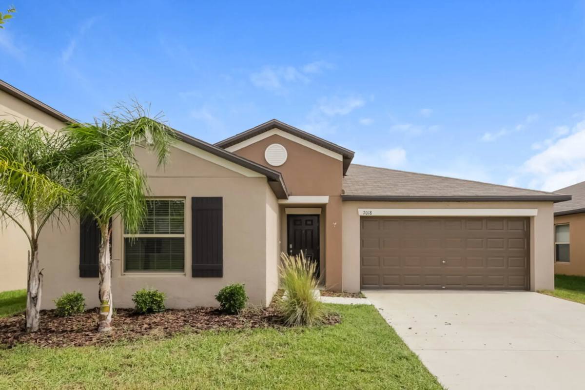 House for rent at 7018 Ozello Trail Ave, Sun City Center, FL 33573