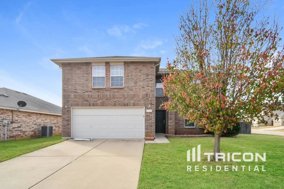 House for rent at 1221 Dianthus Dr, Crowley, TX 76036