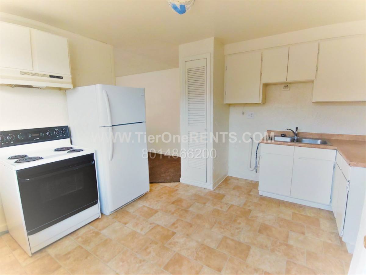 Townhouse for rent at 3087 S 8850 W, Magna, UT 84044