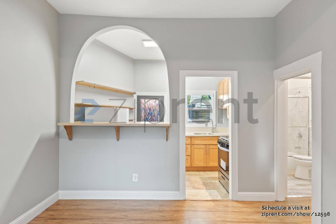 Apartment for rent at 5580 Vallejo St #A, Emeryville, CA 94608