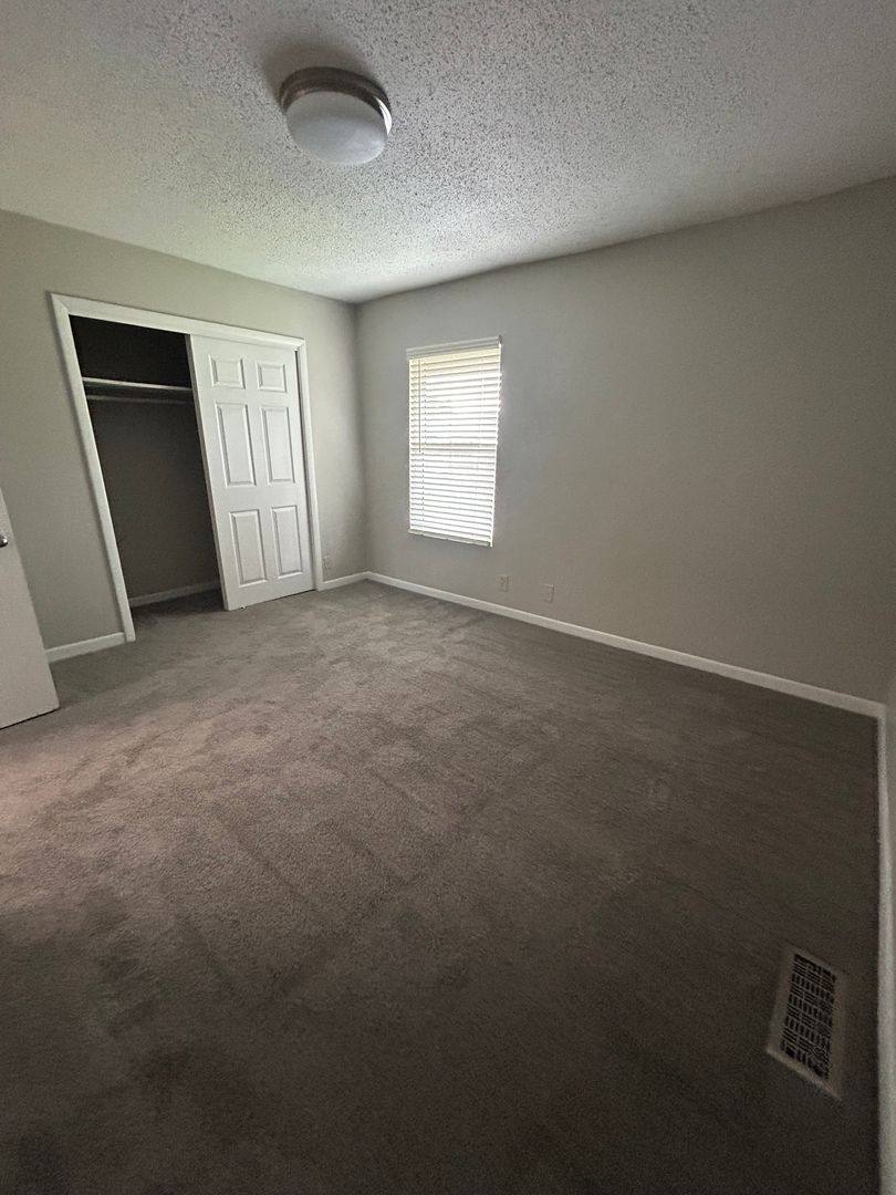 Apartment for rent at 400 Forest Park Rd, Madison, TN 37115