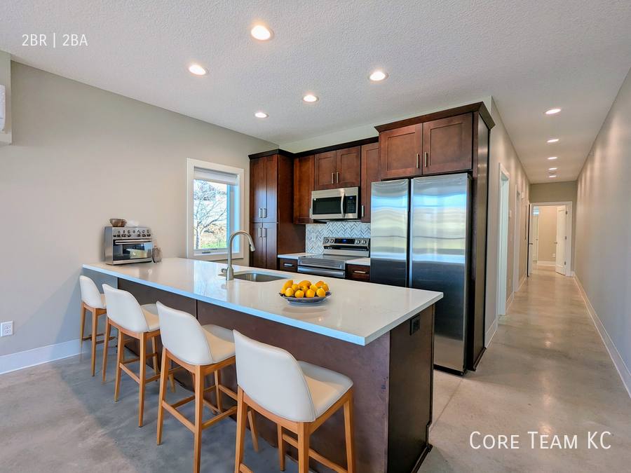 Condo for rent at 3933 Kenwood Ave #B2, Kansas City, MO 64110