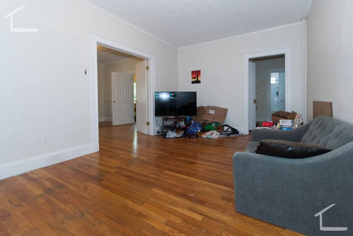 Apartment for rent at 38 Orchard Rd #2B, Brookline, MA 02445