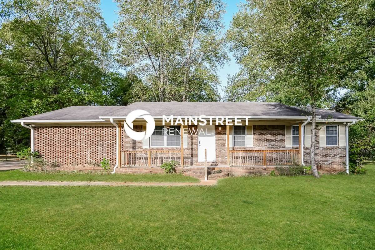 House for rent at 206 Melton St, Montevallo, AL 35115