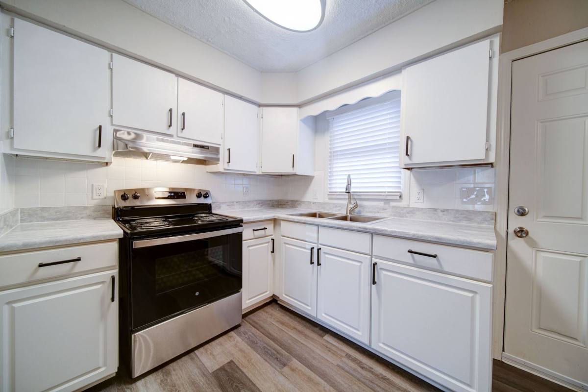 Townhouse for rent at 222 Motor Rd, Winston Salem, NC 27105