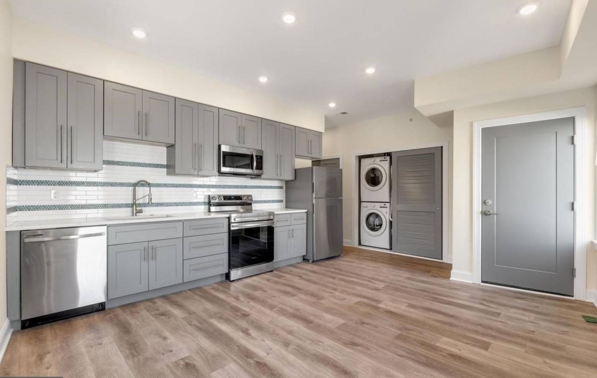 Apartment for rent at 511 Gorgas Lane, Philadelphia, PA 19128