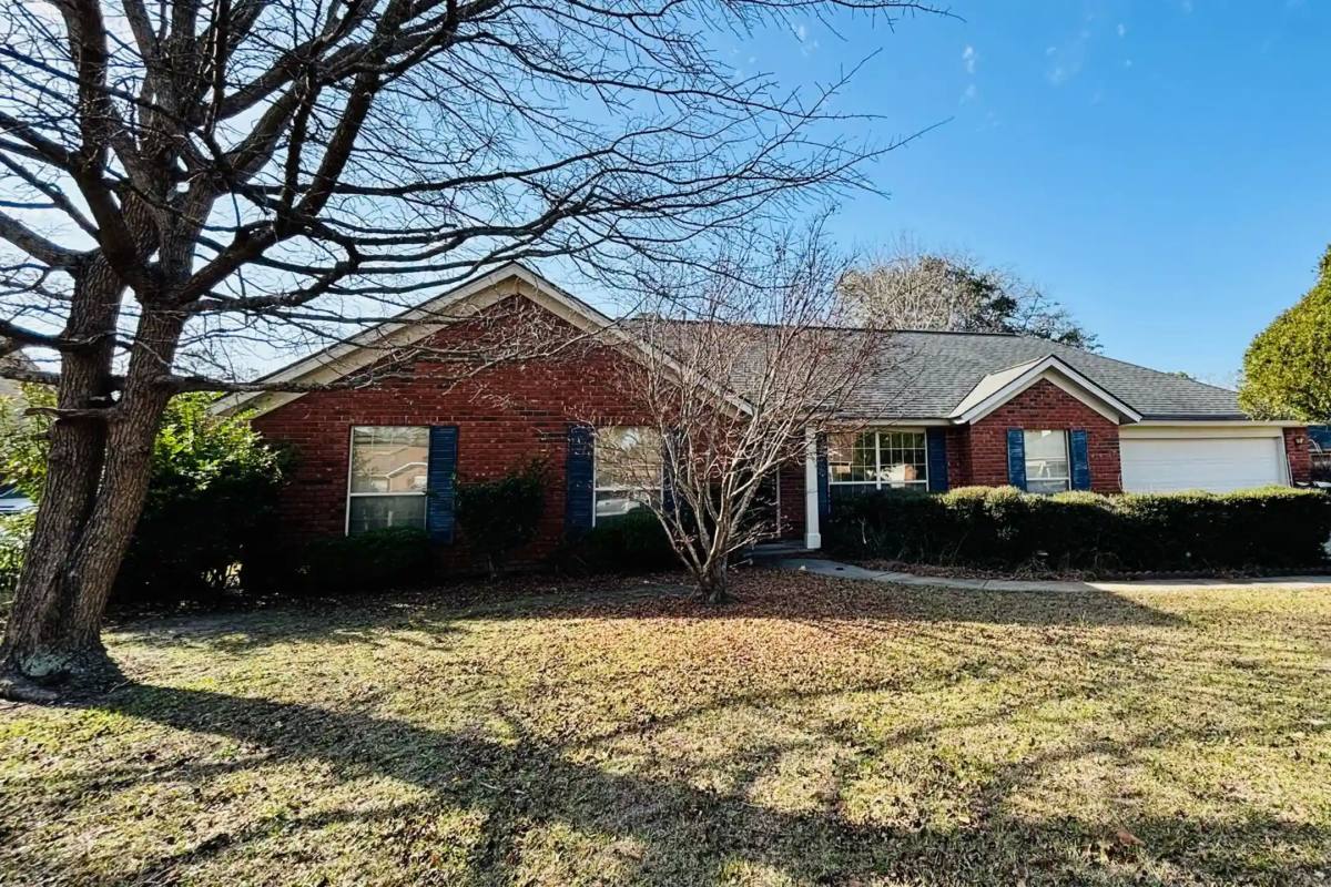 House for rent at 552 Brockington Circle, Hinesville, GA 31313