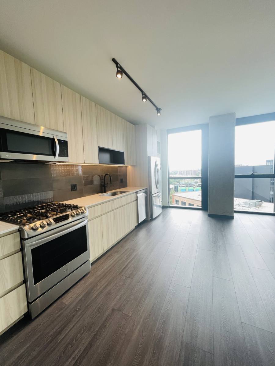 Apartment for rent at 125 Jefferson #1508, Chicago, IL 60661