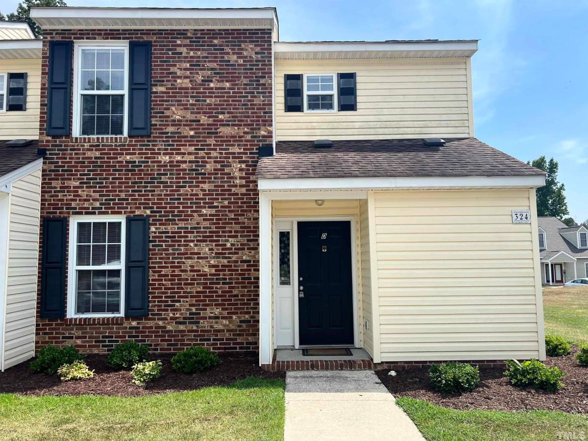 Townhouse for rent at 324 Mae Byrd Rd #D, Lillington, NC 27546
