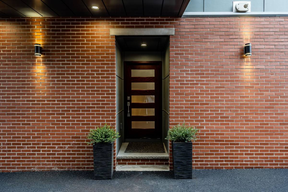 House for rent at 237 Tasker St, Philadelphia, PA 19148