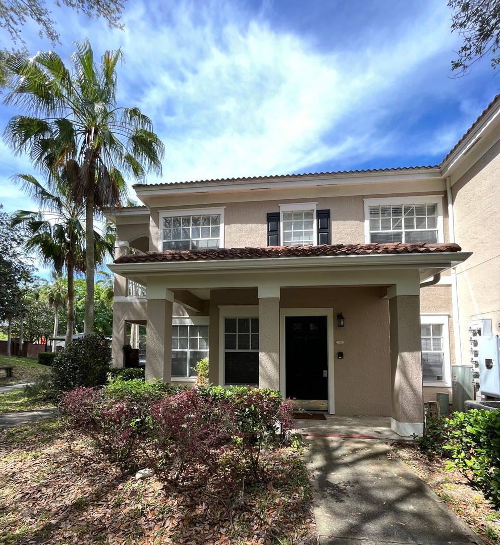 225 Arbor Lakes Circle, Sanford, FL 32771