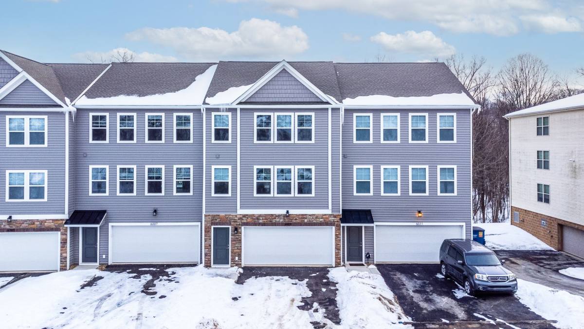 Townhouse for rent at 5003 Stefano Dr, Delmont, PA 15626