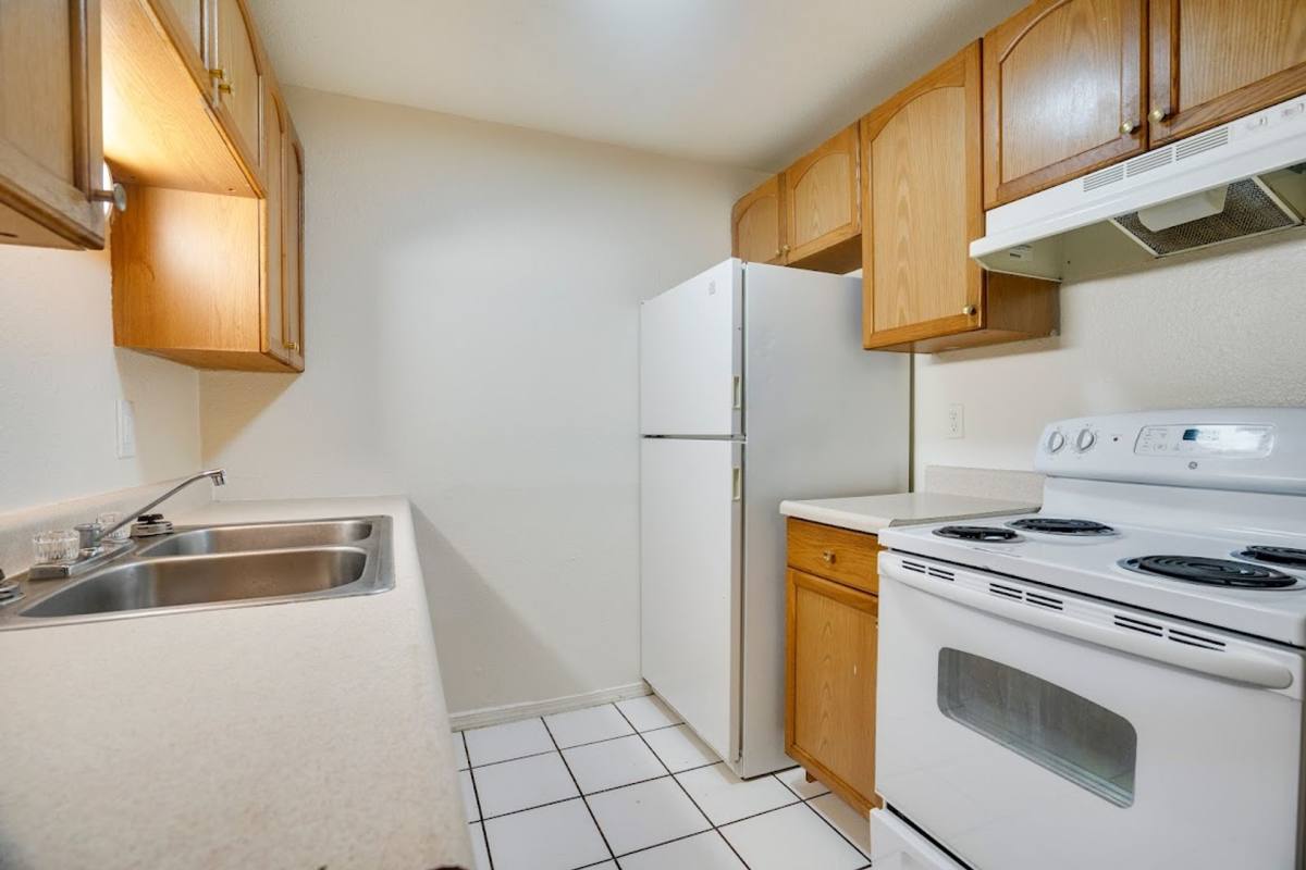 Apartment for rent at 7515 146th St SW, Lakewood, WA 98439