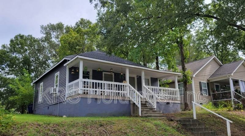 Apartment for rent at 1022 Lancaster St #A, Durham, NC 27701