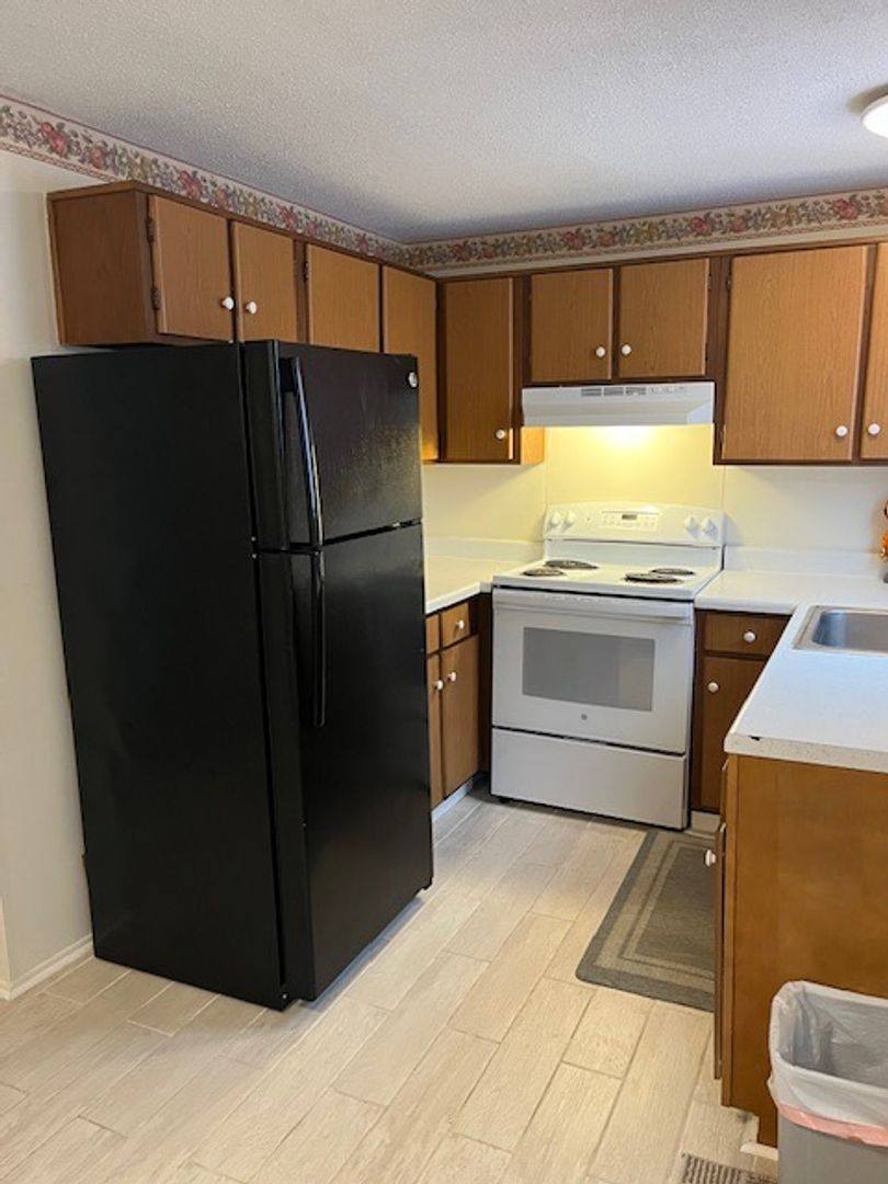 Townhouse for rent at 1070D Mount Hope Ave, Rochester, NY 14620
