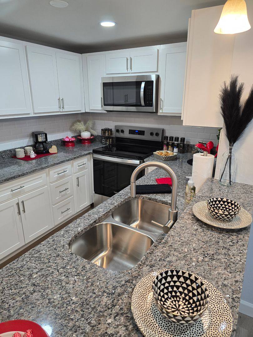 Condo for rent at 5316 Pershing Ave #206, Saint Louis, MO 63112