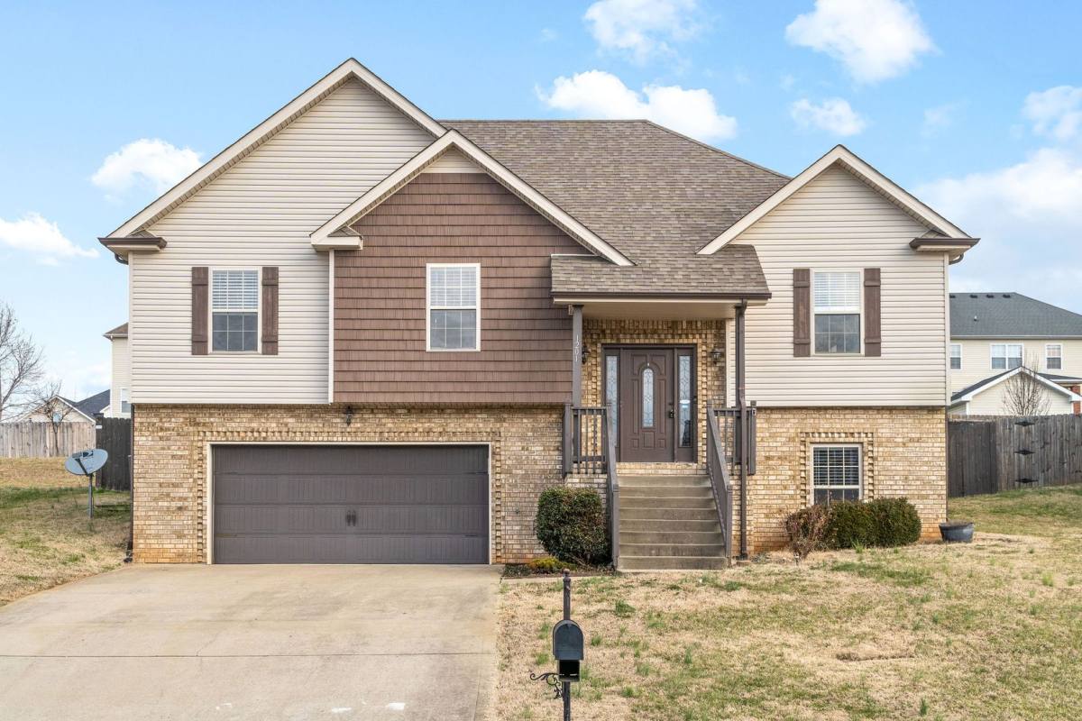 House for rent at 1201 Stillwood Dr, Clarksville, TN 37042
