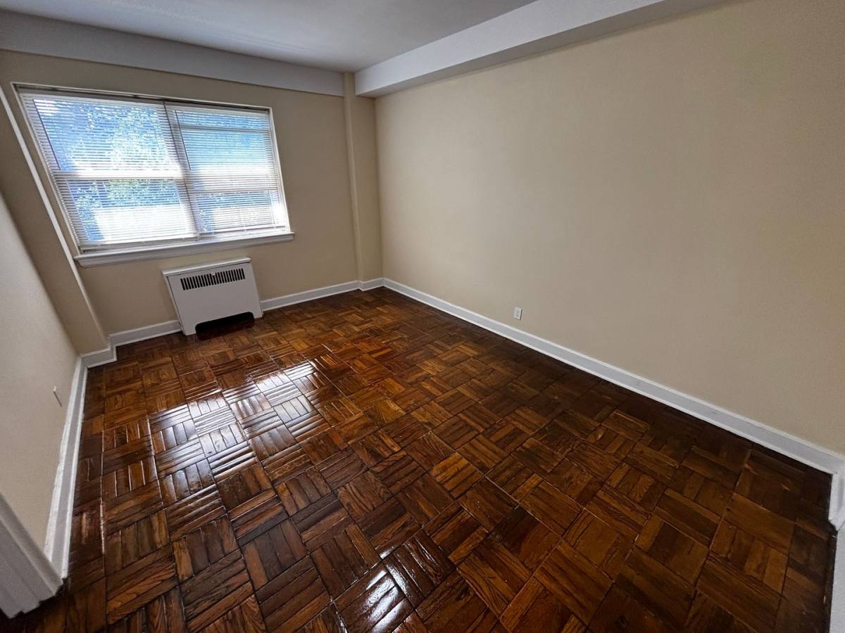 Bellevue Towers, 2400 Market St, Harrisburg, PA 17103 - Apartment for Rent