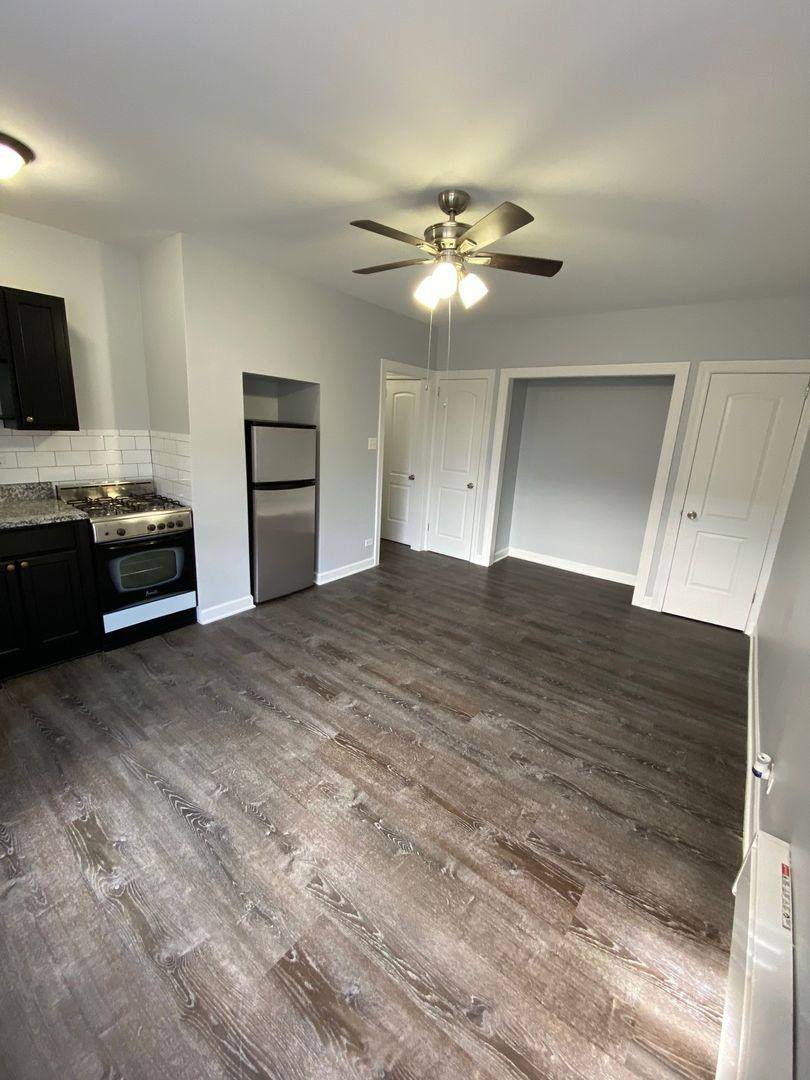 Apartment for rent at 4555 N Malden St #318, Chicago, IL 60640