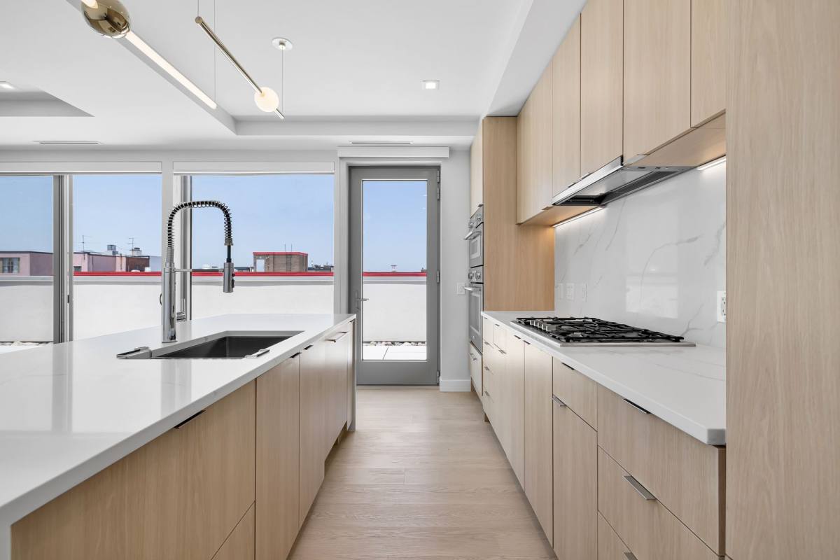 Apartment for rent at 1224 M St NW, Washington, DC 20005