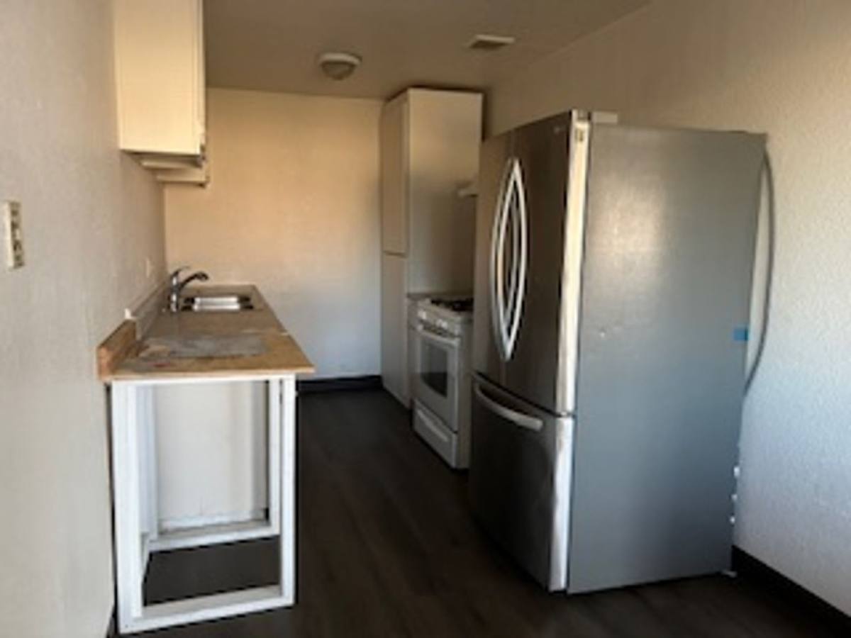 Apartment for rent at 3706 E Country Club Lane, Sacramento, CA 95821