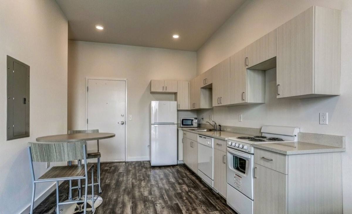 Apartment for rent at 608 Main St, Clarksville, TN 37040