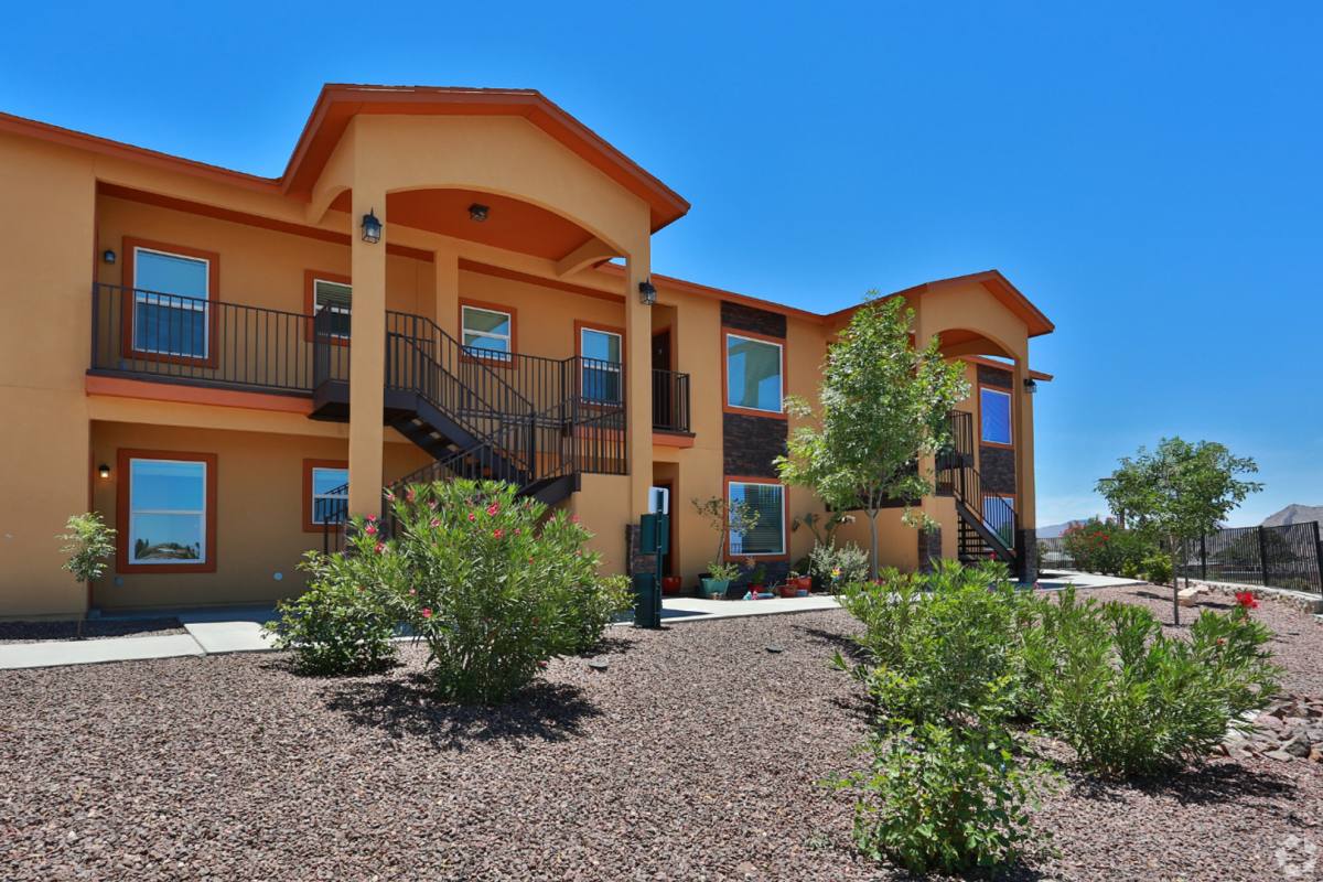 Apartment for rent at 5570 Confetti Dr, El Paso, TX 79912