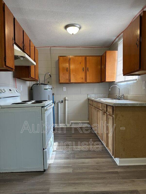 House for rent at 1422 Clay St, Augusta, GA 30901