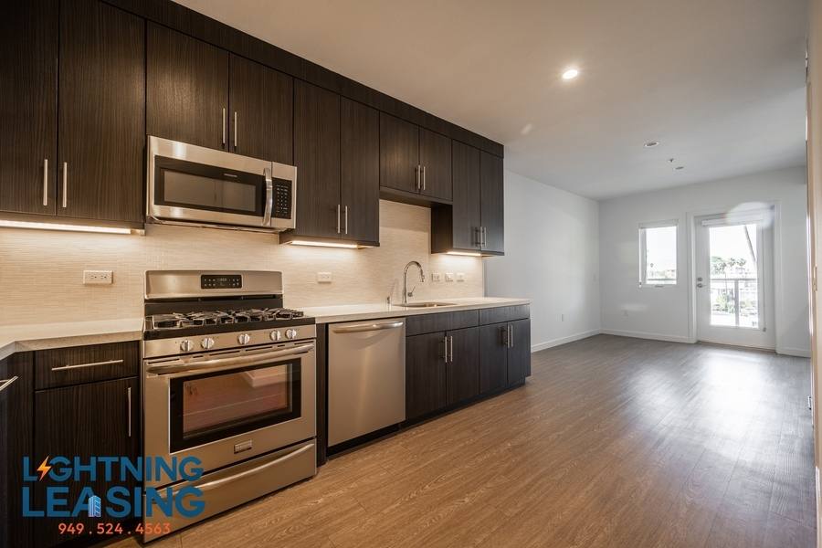 Apartment for rent at 11405 5 4 Chandler Blvd #502C, North Hollywood, CA 91601