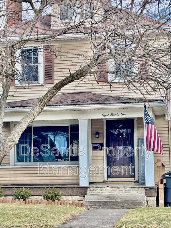 House for rent at 821 7th Aveune, Coraopolis, PA 15108