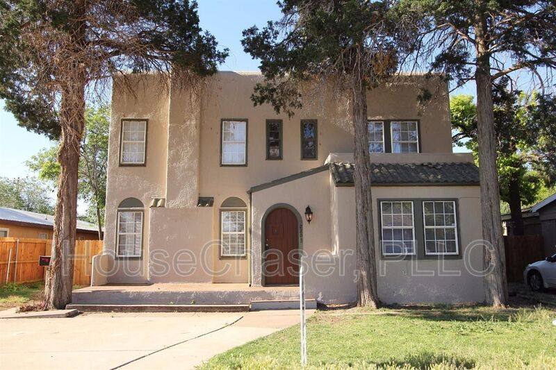 Apartment for rent at 2203 20th St, Lubbock, TX 79411