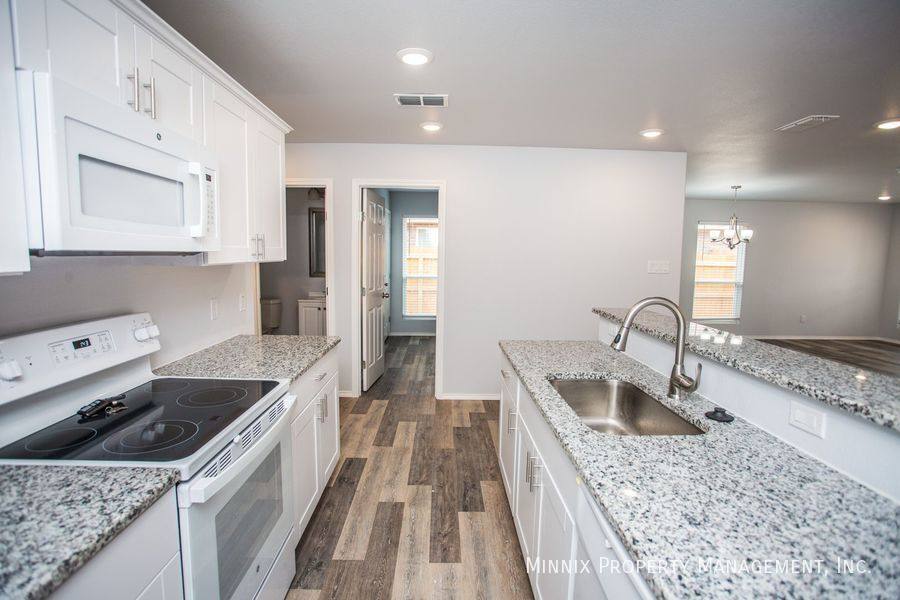 Apartment for rent at 5604 Jarvis St #B, Lubbock, TX 79416