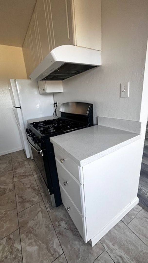 Apartment for rent at 1501 E4th St, Benicia, CA 94510