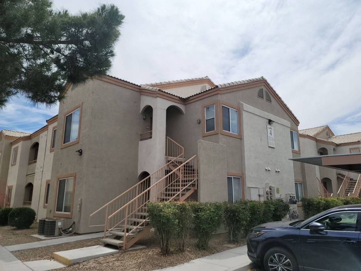 Condo for rent at 4655 Gold Dust Ave, Las Vegas, NV 89120