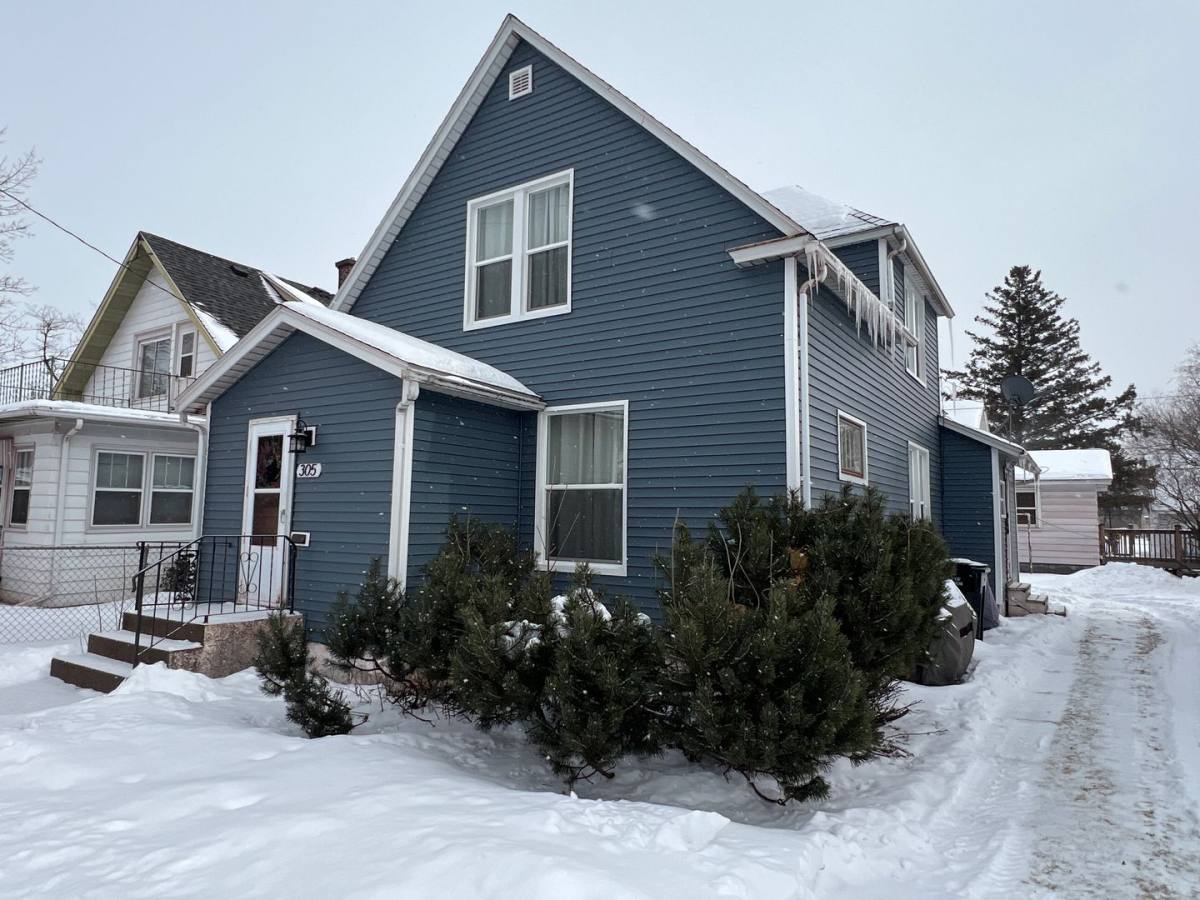 House for rent at 305 38th Ave E, Superior, WI 54880