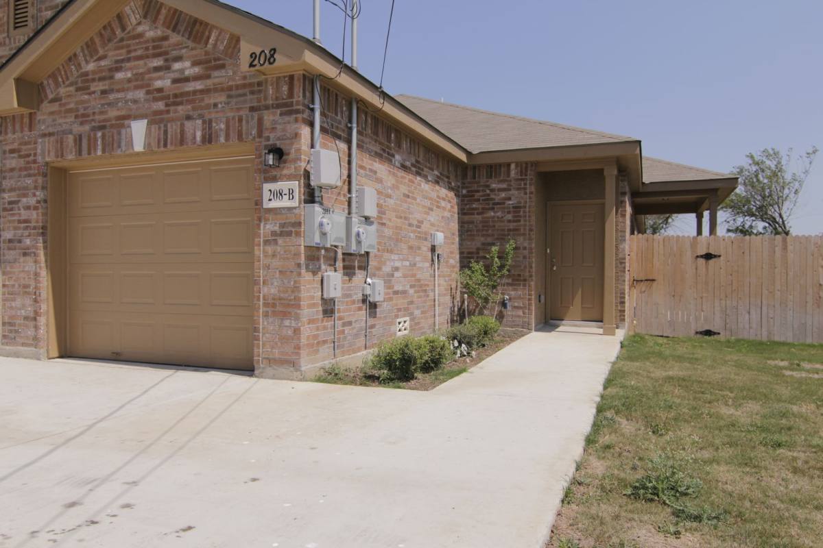 House for rent at 208 Anne Louise Dr, New Braunfels, TX 78130