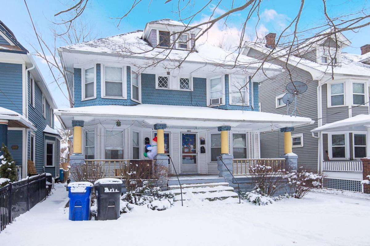Apartment for rent at 6911 Franklin Ave, Cleveland, OH 44113