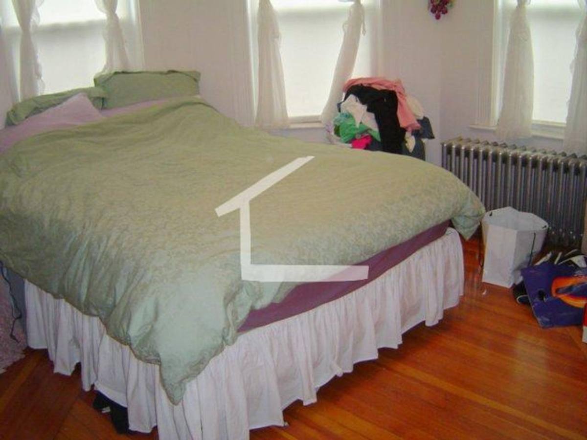 Apartment for rent at 138 Brooks St #2, Brighton, MA 02135