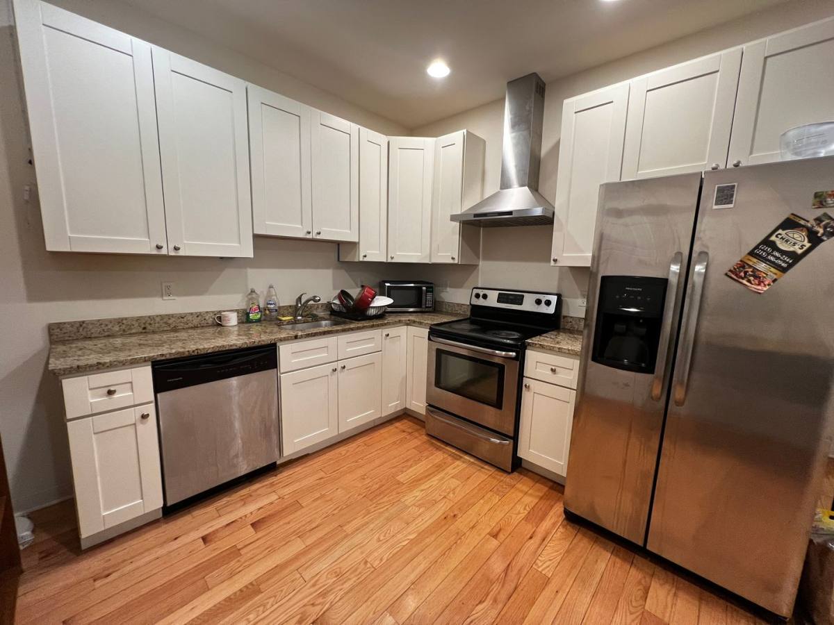 Apartment for rent at 522 N 36th St, Philadelphia, PA 19104