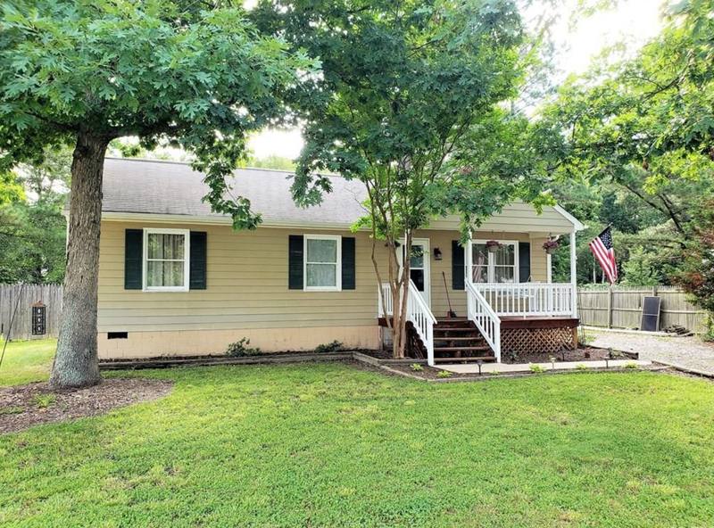 House for rent at 15901 Sandwave Rd, Chester, VA 23831