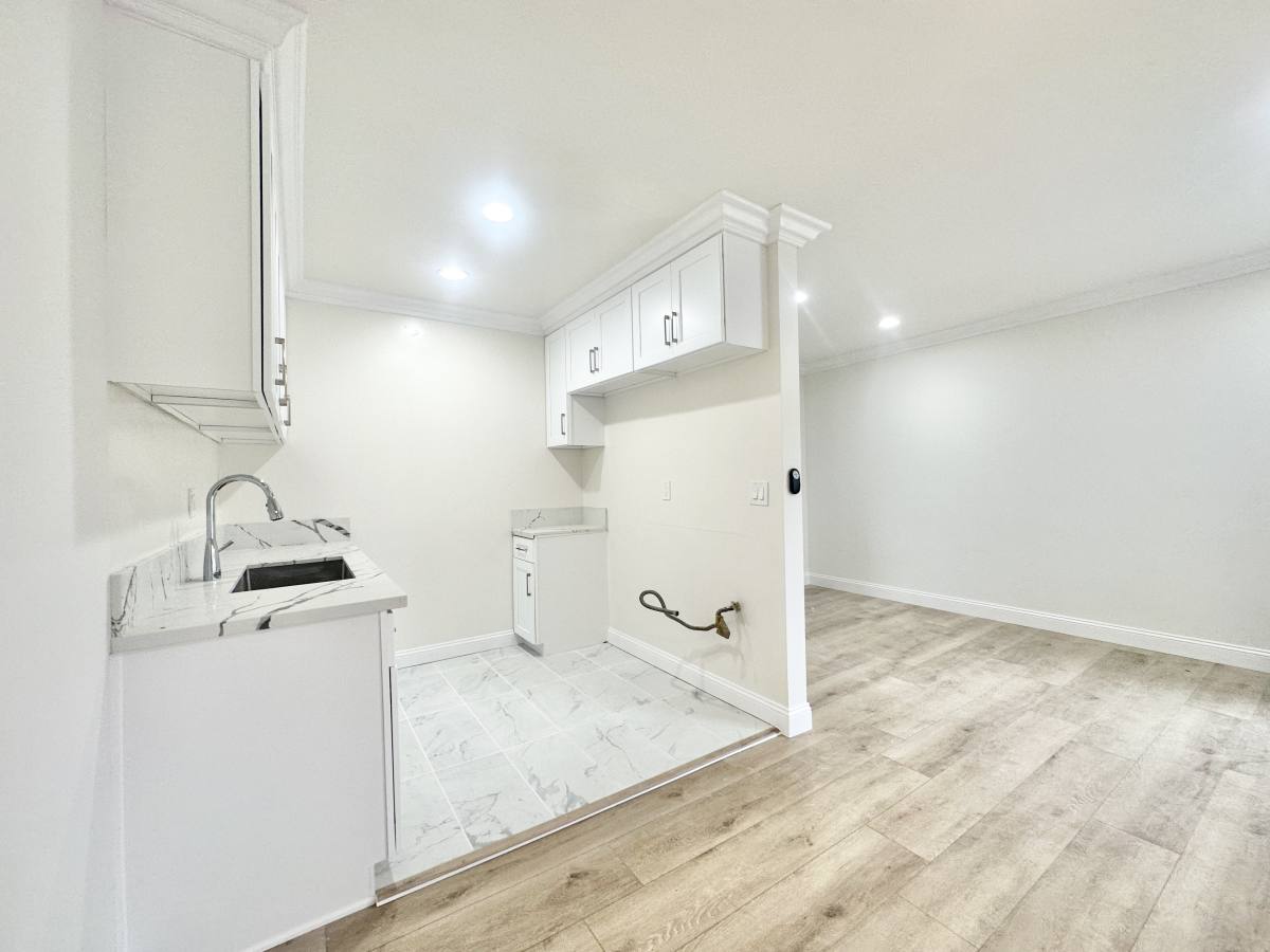 Apartment for rent at 20445 Saticoy St #47A, Winnetka, CA 91306