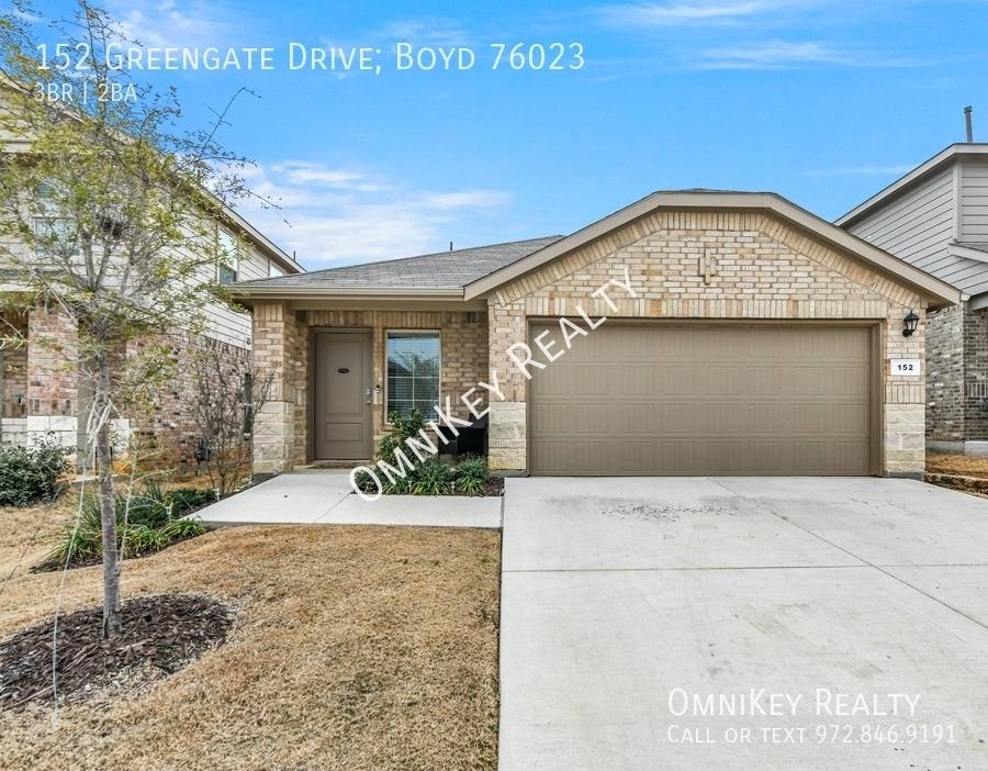 House for rent at 152 Greengate Dr, Boyd, TX 76023