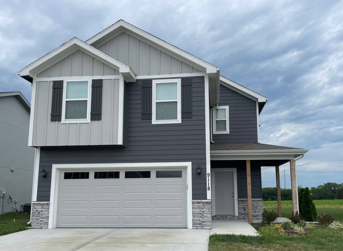 House for rent at 9118 SW 2nd St, Lees Summit, MO 64064
