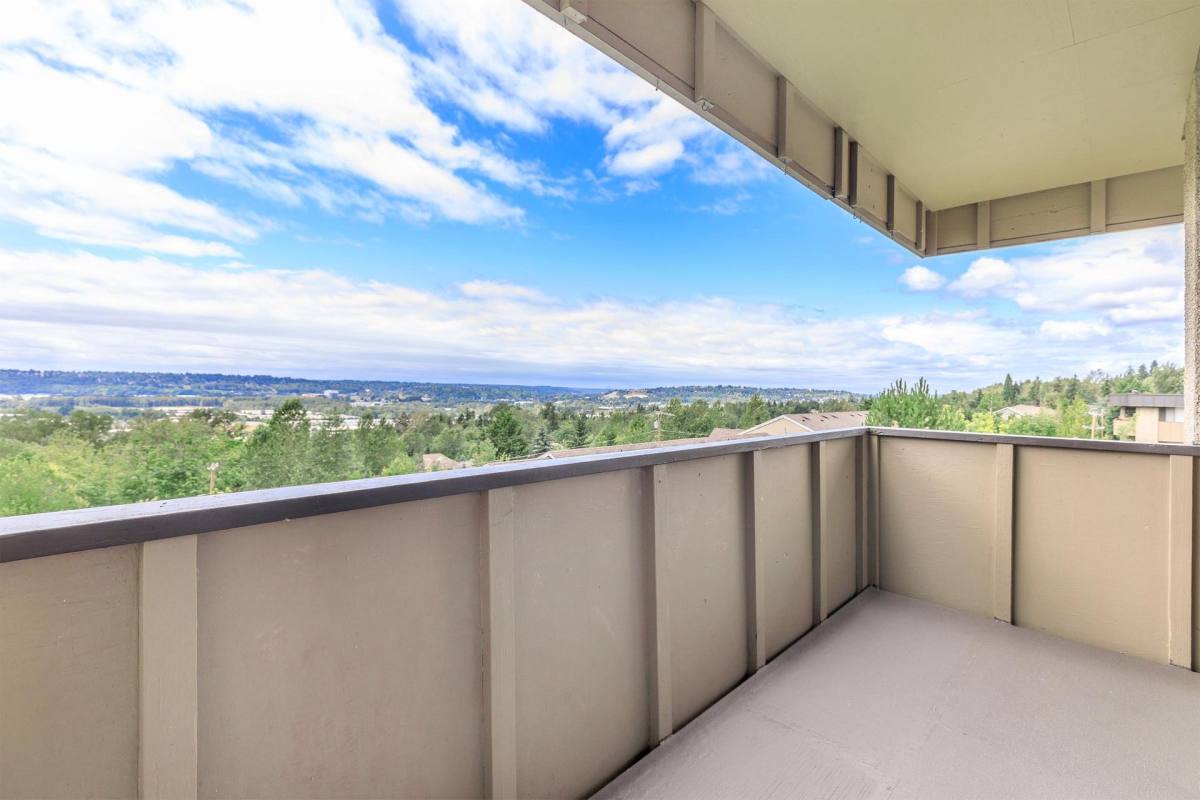 Apartment for rent at Summerhill, 10415 SE 174th St, Renton, WA 98055