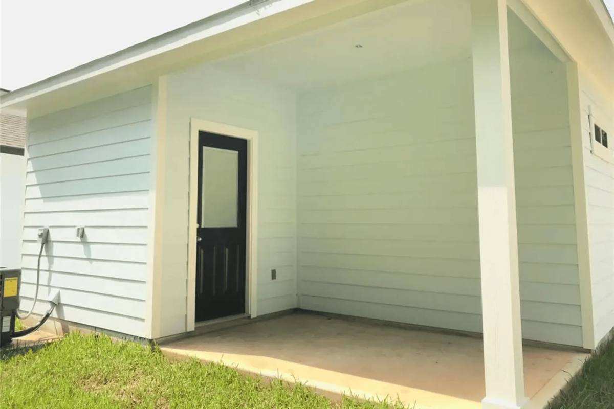 House for rent at 16741 Meadowcroft St, Montgomery, TX 77316