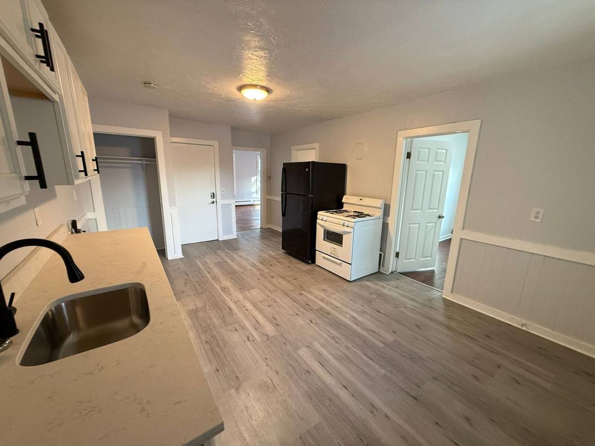 Apartment for rent at 78 Pine St, Southbridge, MA 01550